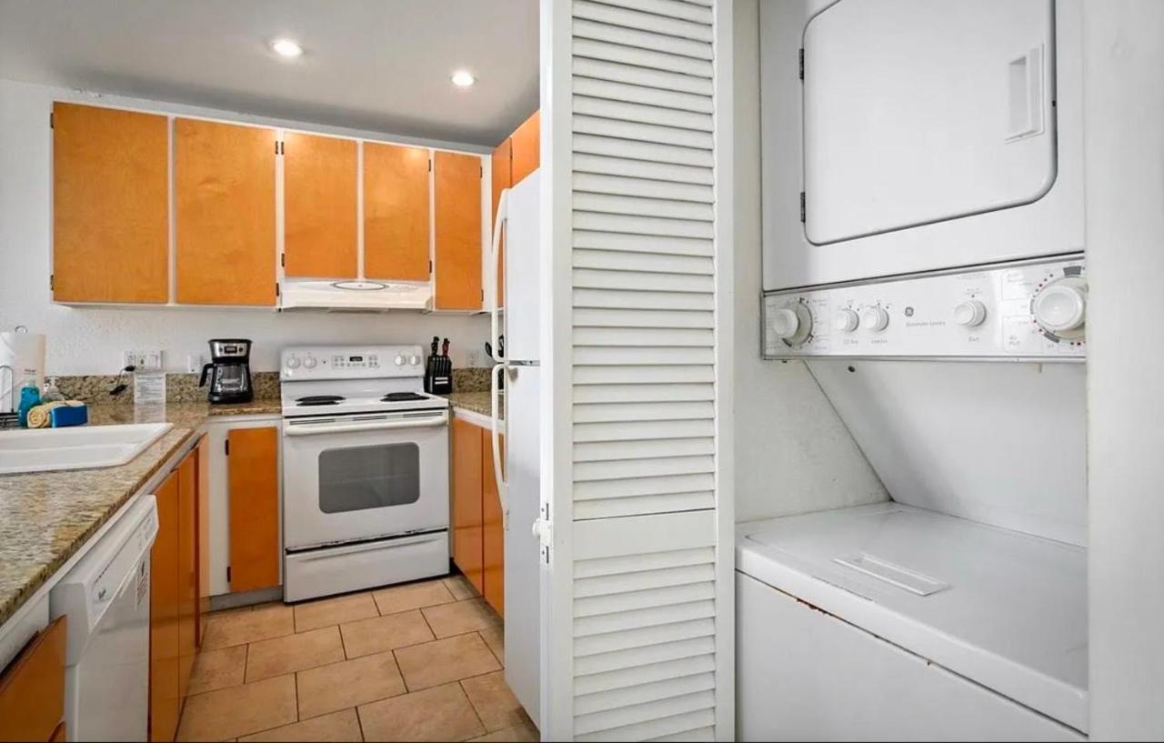 Sea Village Condo With Unobstructed Ocean Views And Oceanside Pool Kailua Kültér fotó